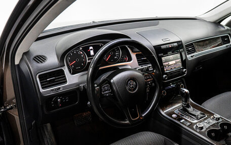 Volkswagen Touareg III, 2012 год, 2 100 000 рублей, 10 фотография