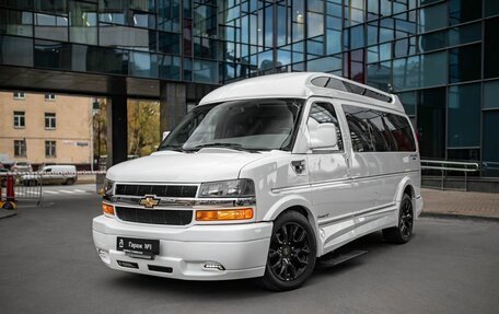 Chevrolet Express II, 2023 год, 10 775 000 рублей, 3 фотография