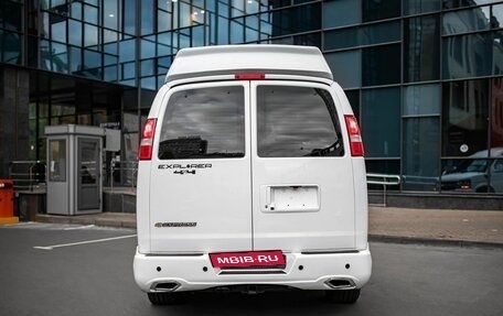 Chevrolet Express II, 2023 год, 10 775 000 рублей, 5 фотография