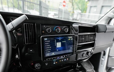 Chevrolet Express II, 2023 год, 10 775 000 рублей, 8 фотография