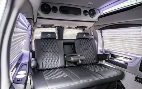 Chevrolet Express II, 2023 год, 10 775 000 рублей, 14 фотография