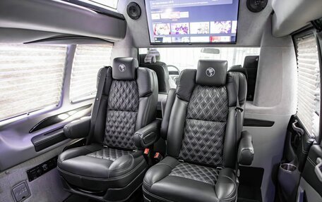 Chevrolet Express II, 2023 год, 10 775 000 рублей, 13 фотография