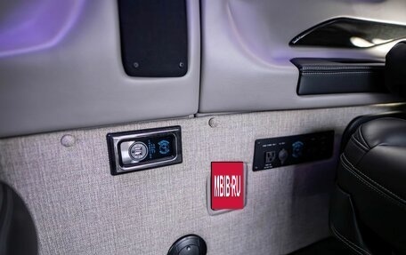 Chevrolet Express II, 2023 год, 10 775 000 рублей, 18 фотография