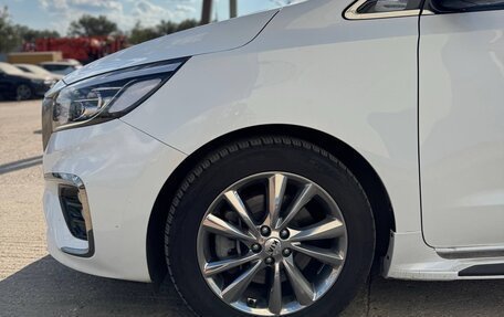 KIA Carnival III, 2018 год, 2 900 000 рублей, 14 фотография