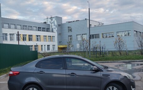 KIA Rio III рестайлинг, 2011 год, 600 000 рублей, 2 фотография