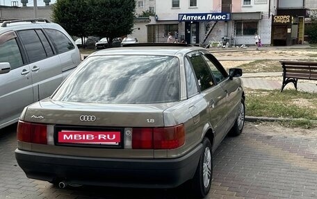 Audi 80, 1990 год, 390 000 рублей, 2 фотография