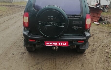 Chevrolet Niva I рестайлинг, 2005 год, 240 000 рублей, 3 фотография