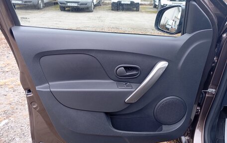 Renault Logan II, 2022 год, 1 200 000 рублей, 13 фотография