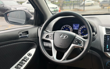 Hyundai Solaris II рестайлинг, 2013 год, 799 000 рублей, 19 фотография