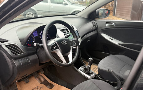 Hyundai Solaris II рестайлинг, 2013 год, 799 000 рублей, 10 фотография