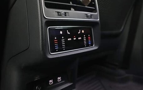 Audi Q8 I, 2021 год, 5 940 014 рублей, 24 фотография