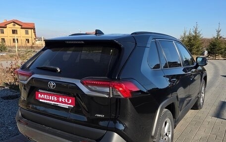 Toyota RAV4, 2019 год, 3 050 000 рублей, 3 фотография