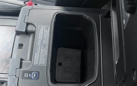 Toyota Land Cruiser 200, 2015 год, 4 150 000 рублей, 14 фотография