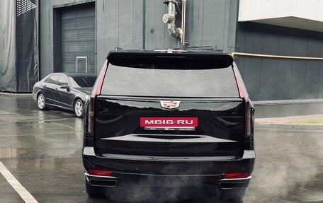 Cadillac Escalade V, 2023 год, 10 450 000 рублей, 6 фотография