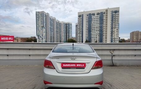 Hyundai Solaris II рестайлинг, 2016 год, 730 000 рублей, 5 фотография