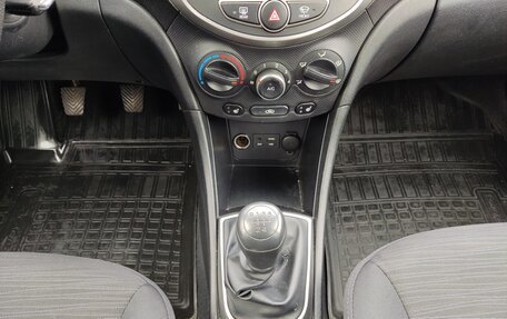 Hyundai Solaris II рестайлинг, 2016 год, 730 000 рублей, 15 фотография