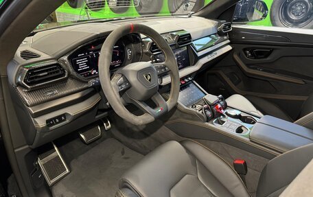 Lamborghini Urus I, 2025 год, 44 680 000 рублей, 13 фотография