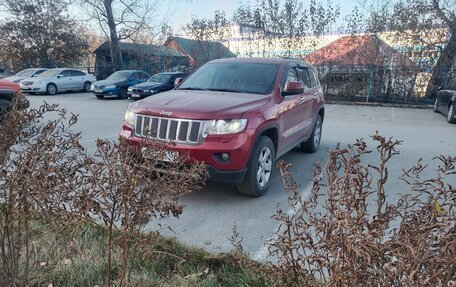 Jeep Grand Cherokee, 2011 год, 1 440 000 рублей, 2 фотография