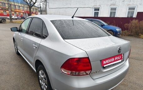 Volkswagen Polo VI (EU Market), 2013 год, 718 000 рублей, 2 фотография