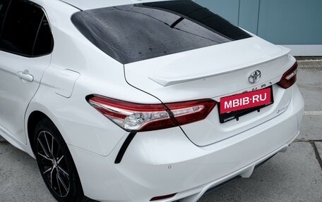 Toyota Camry, 2023 год, 4 144 000 рублей, 7 фотография