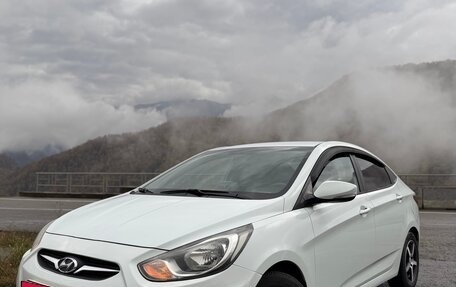 Hyundai Accent IV, 2011 год, 695 000 рублей, 1 фотография