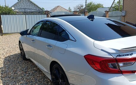 Honda Accord IX рестайлинг, 2018 год, 1 980 000 рублей, 4 фотография