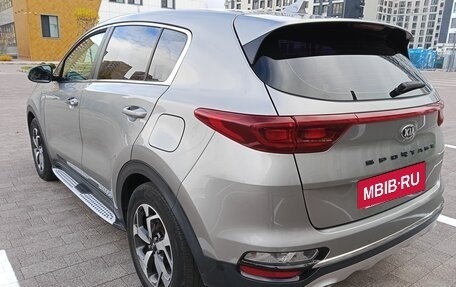 KIA Sportage IV рестайлинг, 2018 год, 2 150 000 рублей, 5 фотография