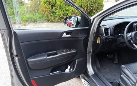 KIA Sportage IV рестайлинг, 2018 год, 2 150 000 рублей, 15 фотография