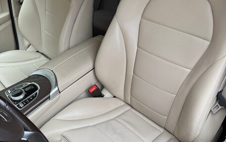 Mercedes-Benz GLC, 2017 год, 3 100 000 рублей, 13 фотография