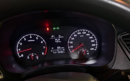 Hyundai Solaris II рестайлинг, 2018 год, 999 000 рублей, 14 фотография