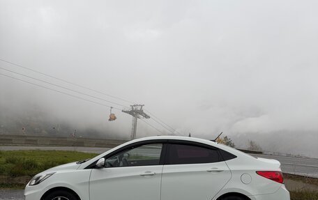 Hyundai Accent IV, 2011 год, 695 000 рублей, 2 фотография