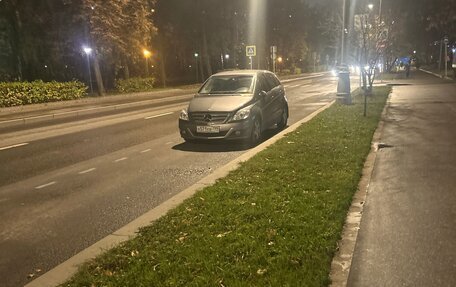 Mercedes-Benz B-Класс, 2010 год, 650 000 рублей, 4 фотография