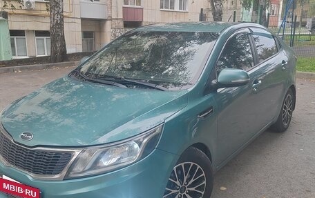 KIA Rio III рестайлинг, 2013 год, 620 000 рублей, 2 фотография