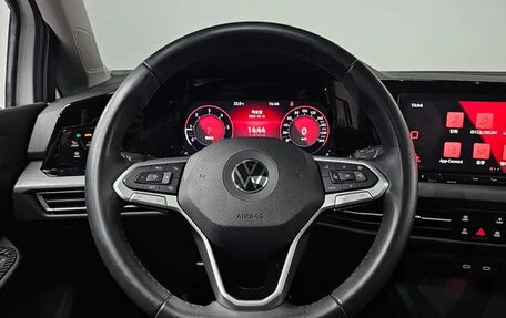 Volkswagen Golf VIII, 2022 год, 2 490 000 рублей, 13 фотография