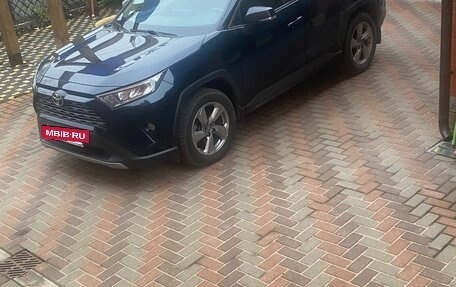 Toyota RAV4, 2019 год, 2 699 000 рублей, 7 фотография