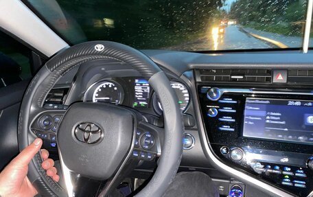 Toyota Camry, 2020 год, 3 185 000 рублей, 3 фотография