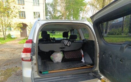 Toyota Land Cruiser Prado 150 рестайлинг 2, 2017 год, 3 200 000 рублей, 11 фотография