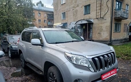 Toyota Land Cruiser Prado 150 рестайлинг 2, 2017 год, 3 200 000 рублей, 3 фотография