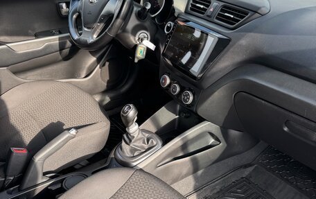 KIA Rio III рестайлинг, 2015 год, 1 045 000 рублей, 15 фотография