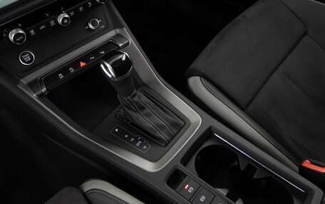 Audi Q3, 2023 год, 3 998 321 рублей, 19 фотография