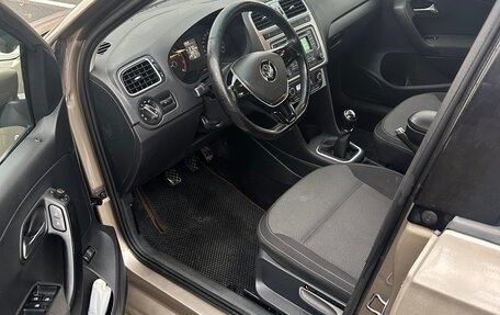 Volkswagen Polo VI (EU Market), 2015 год, 710 000 рублей, 7 фотография