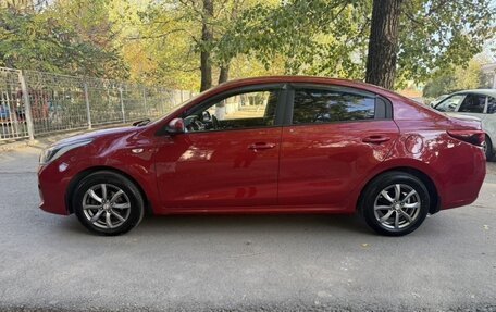 KIA Rio IV, 2018 год, 1 100 000 рублей, 5 фотография