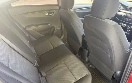 KIA Rio IV, 2018 год, 1 100 000 рублей, 15 фотография