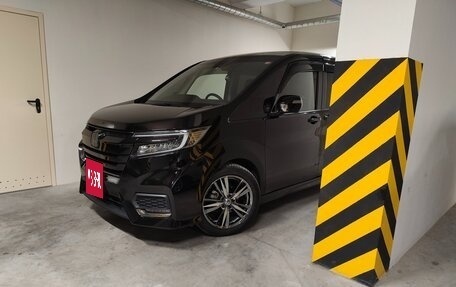 Honda Stepwgn IV, 2018 год, 2 600 000 рублей, 3 фотография