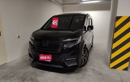 Honda Stepwgn IV, 2018 год, 2 600 000 рублей, 4 фотография