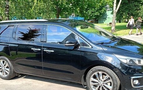 KIA Carnival III, 2016 год, 2 300 000 рублей, 5 фотография