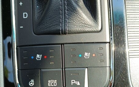 KIA Carnival III, 2016 год, 2 300 000 рублей, 19 фотография