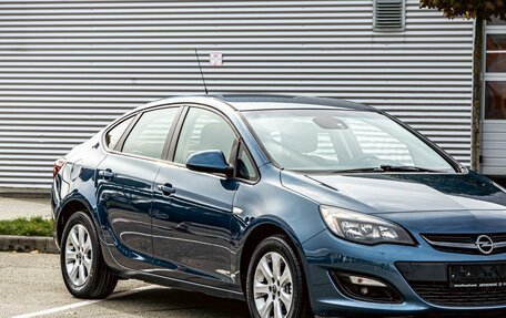 Opel Astra J, 2014 год, 855 000 рублей, 7 фотография