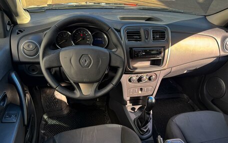 Renault Logan II, 2014 год, 570 000 рублей, 6 фотография