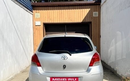 Toyota Vitz, 2010 год, 580 000 рублей, 4 фотография